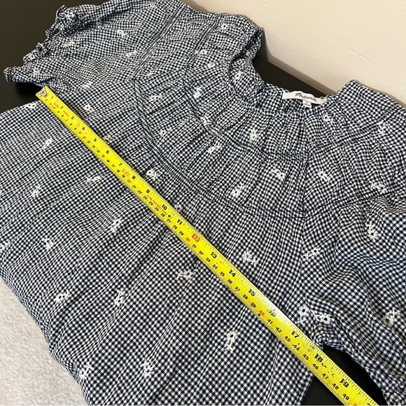 Madewell Embroidered Gingham Shirred Puff Sleeve Top - Picture 15 of 16